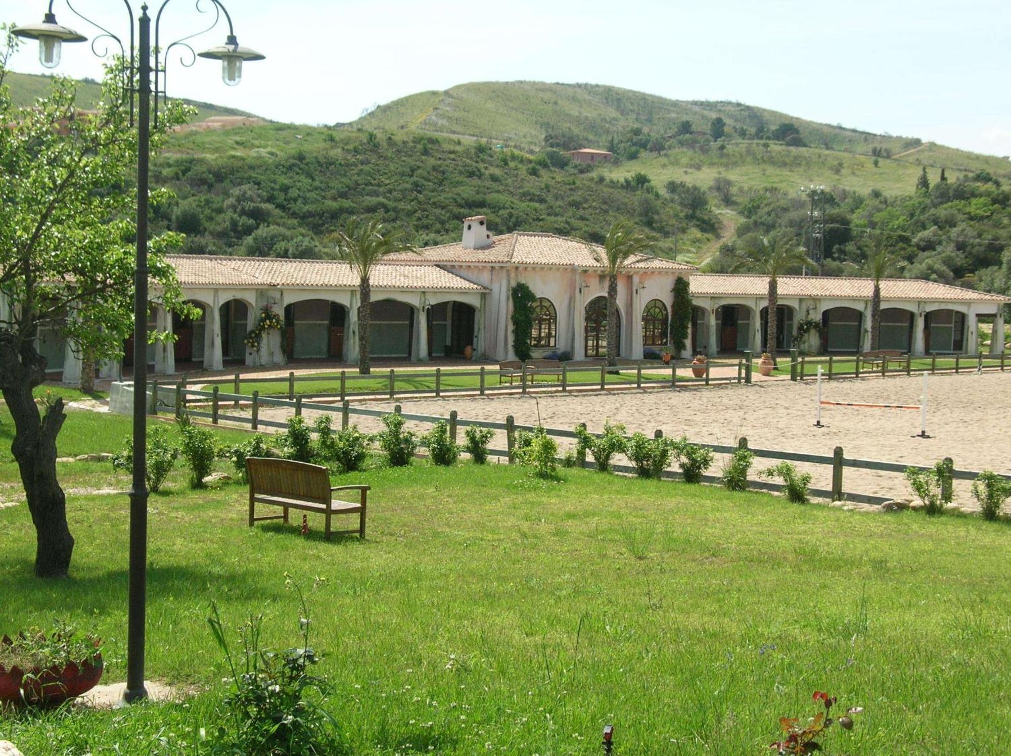 Tenuta Le Terre 1927 Casa de hóspedes San Teodoro  Exterior foto
